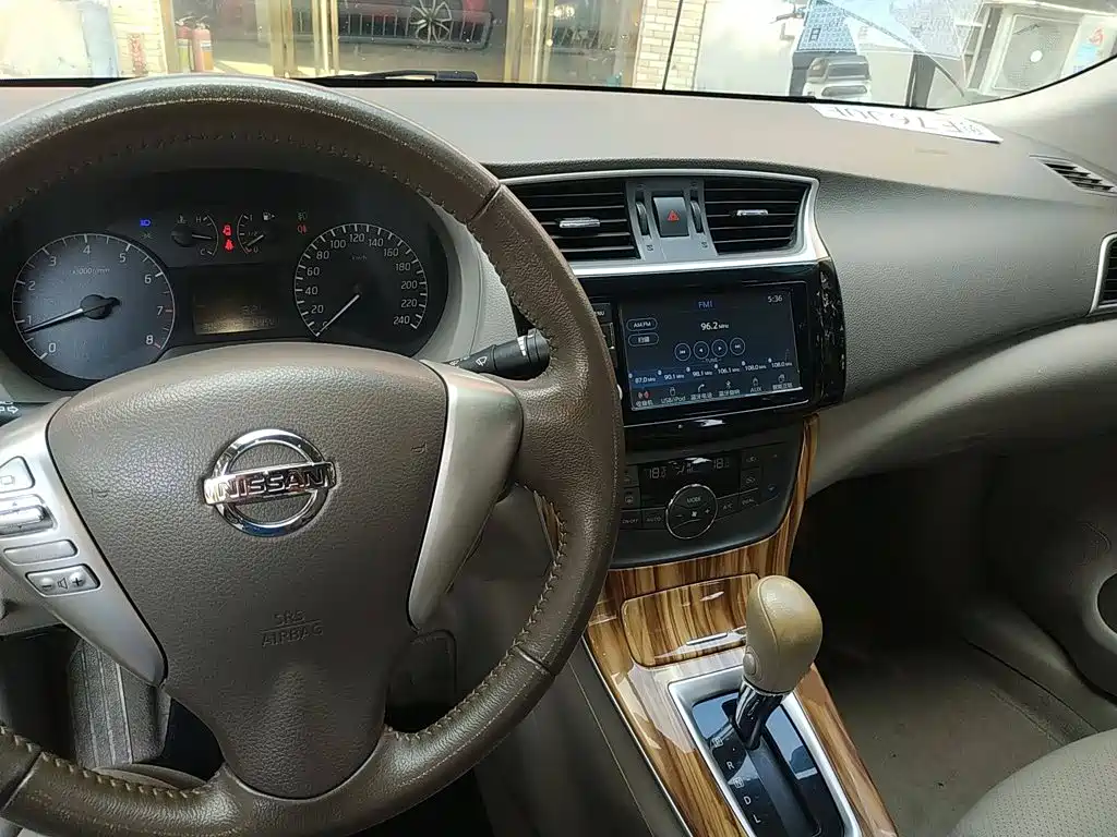 Nissan Sylphy 2016 — фото 10