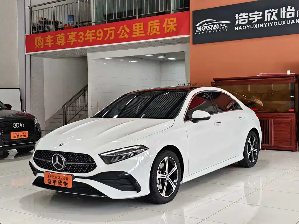 Mercedes-Benz A-Class 2024 — фото 1