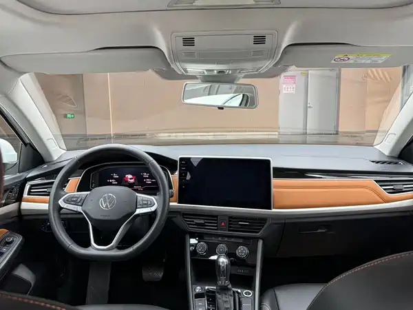 Volkswagen Bora 2023
