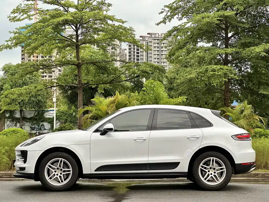 Porsche Macan 2019 — фото 4