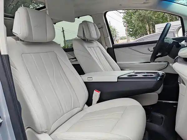 Buick GL8 New Energy 2025