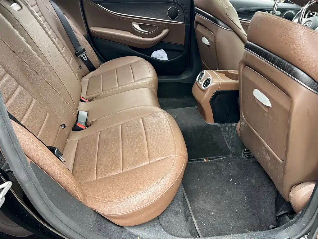 Mercedes-Benz E-Class 2020 — фото 10