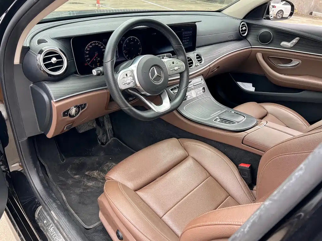 Mercedes-Benz E-Class 2020 — фото 11