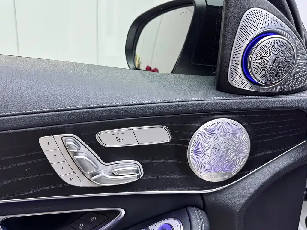 Mercedes-Benz C-Class 2021 — фото 11