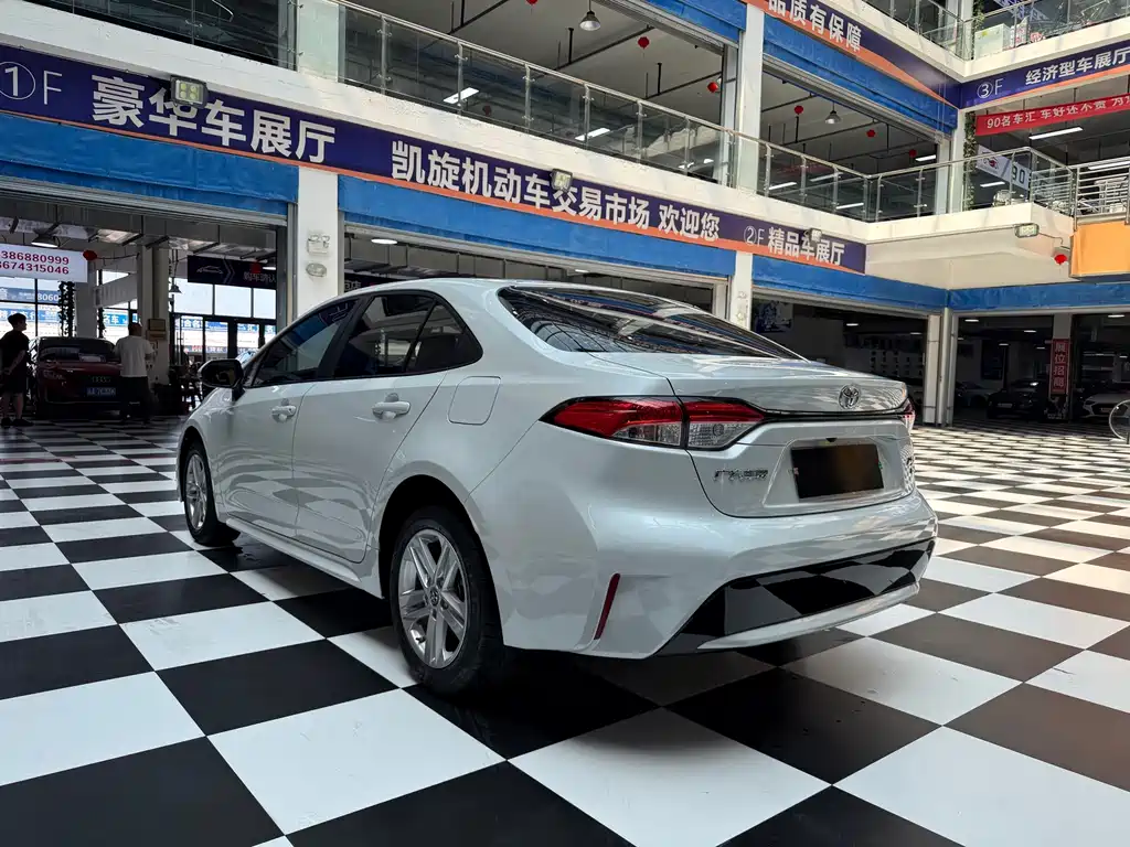 Toyota Levin 2023 — фото 17
