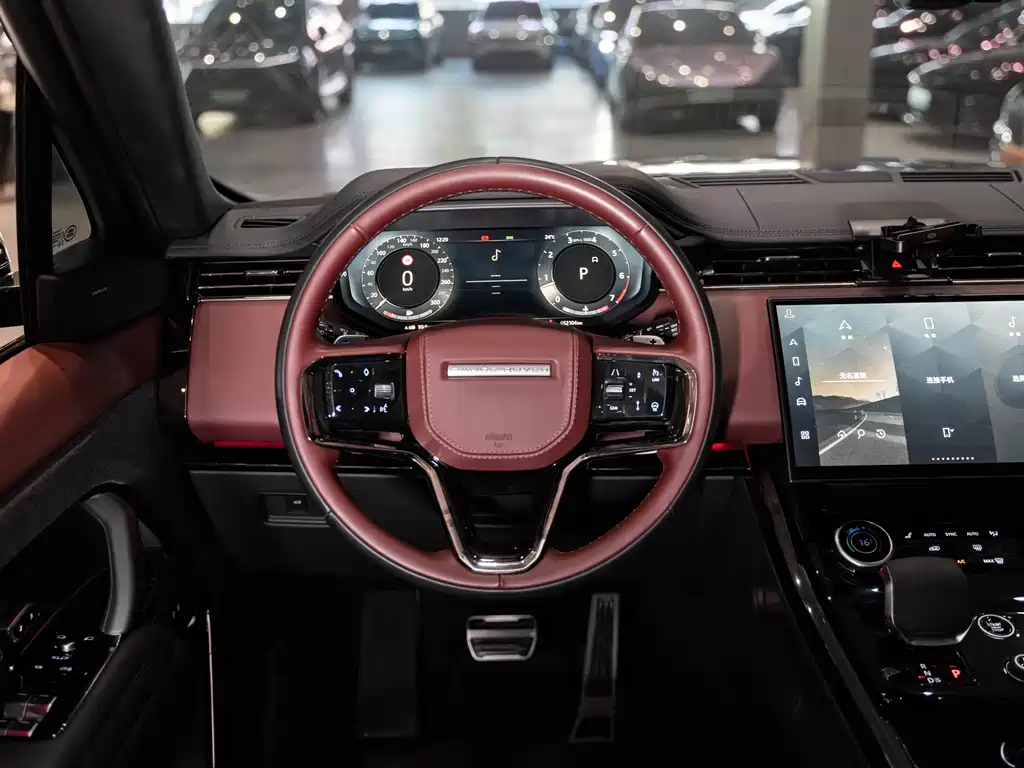 Land Rover Sport 2023 — фото 14