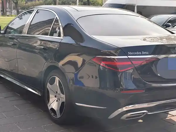 Mercedes-Benz S-Class 2008