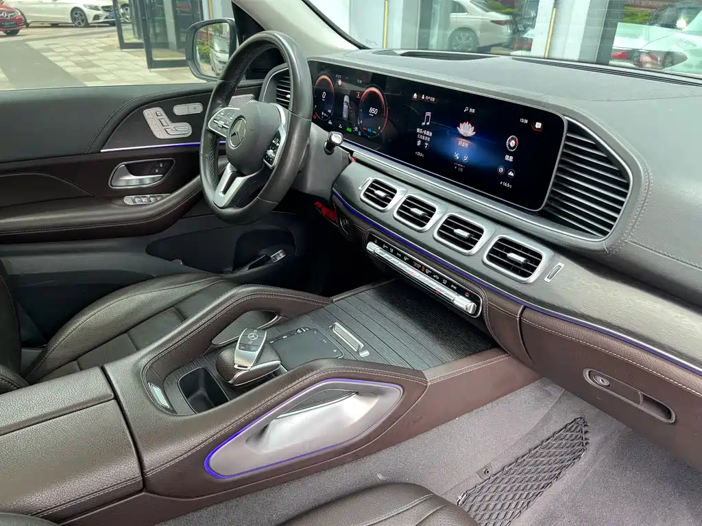Mercedes-Benz GLE 2020 — фото 20