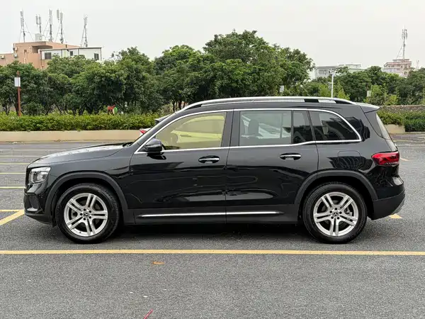 Mercedes-Benz GLB 2020