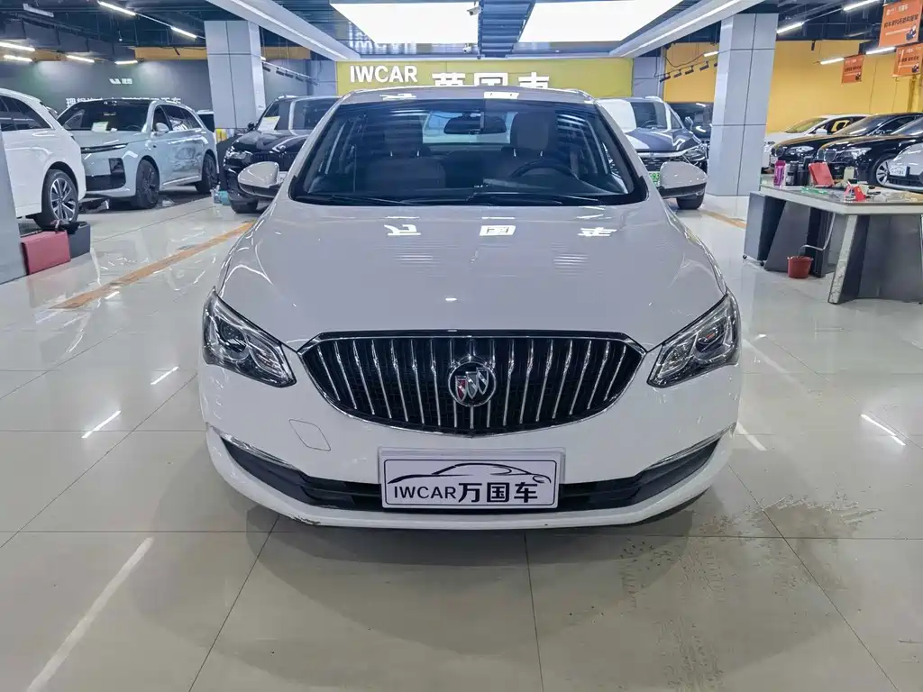 Buick Excelle 2016 — фото 2