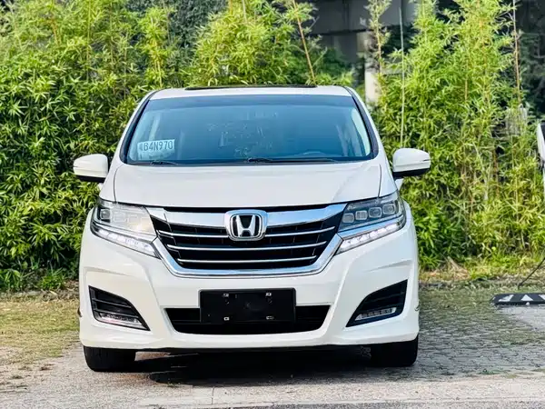 Honda Elysion 2017