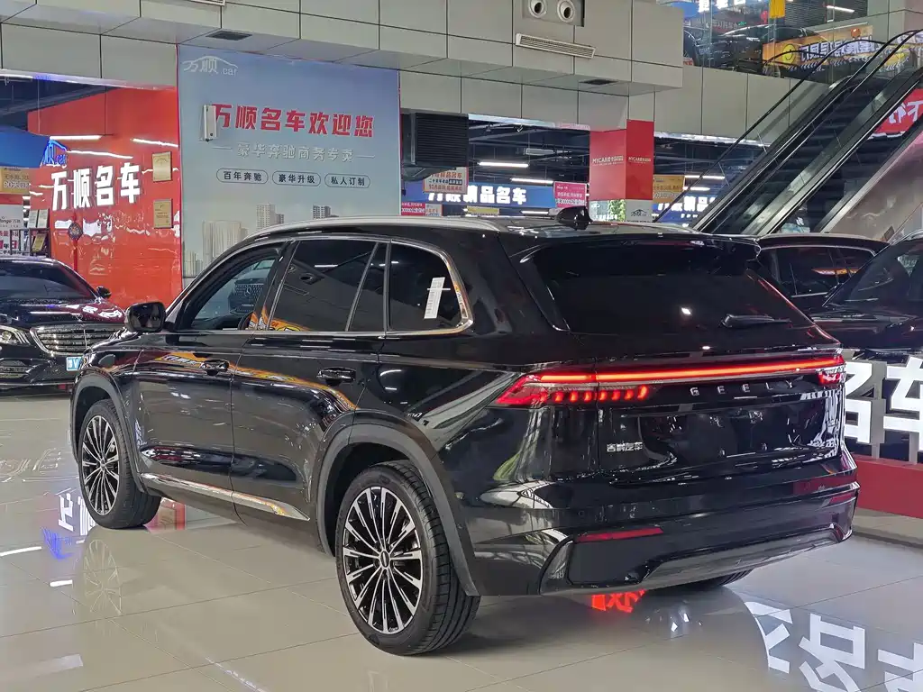 Geely Xingyue L 2025 — фото 15
