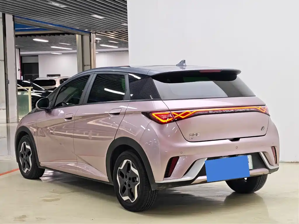 BYD Dolphin 2022 — фото 10