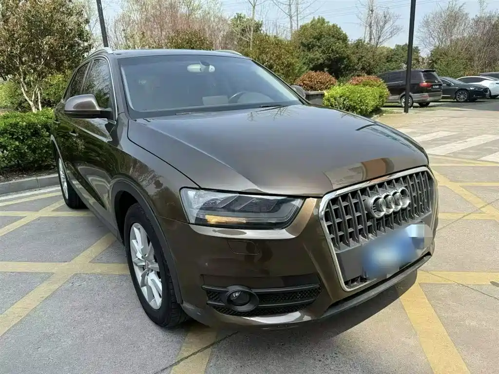 Audi Q3 2017 — фото 16