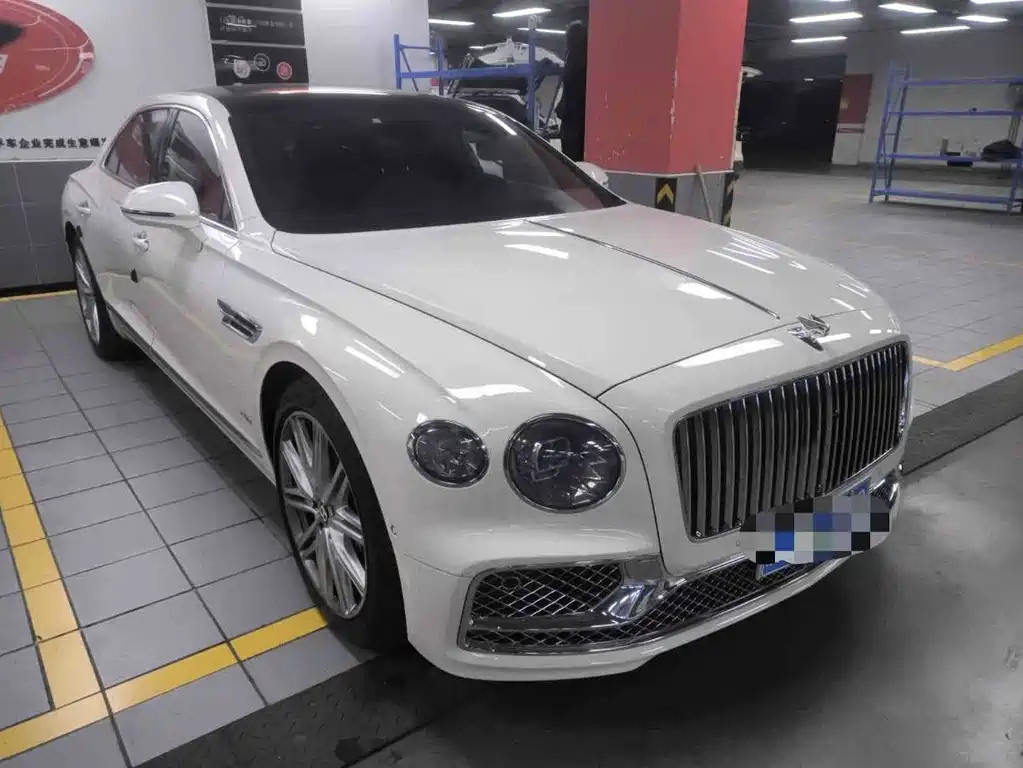 Bentley Flying Spur 2021 — фото 1