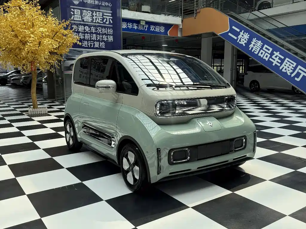 Baojun KiWi EV 2024 — фото 3