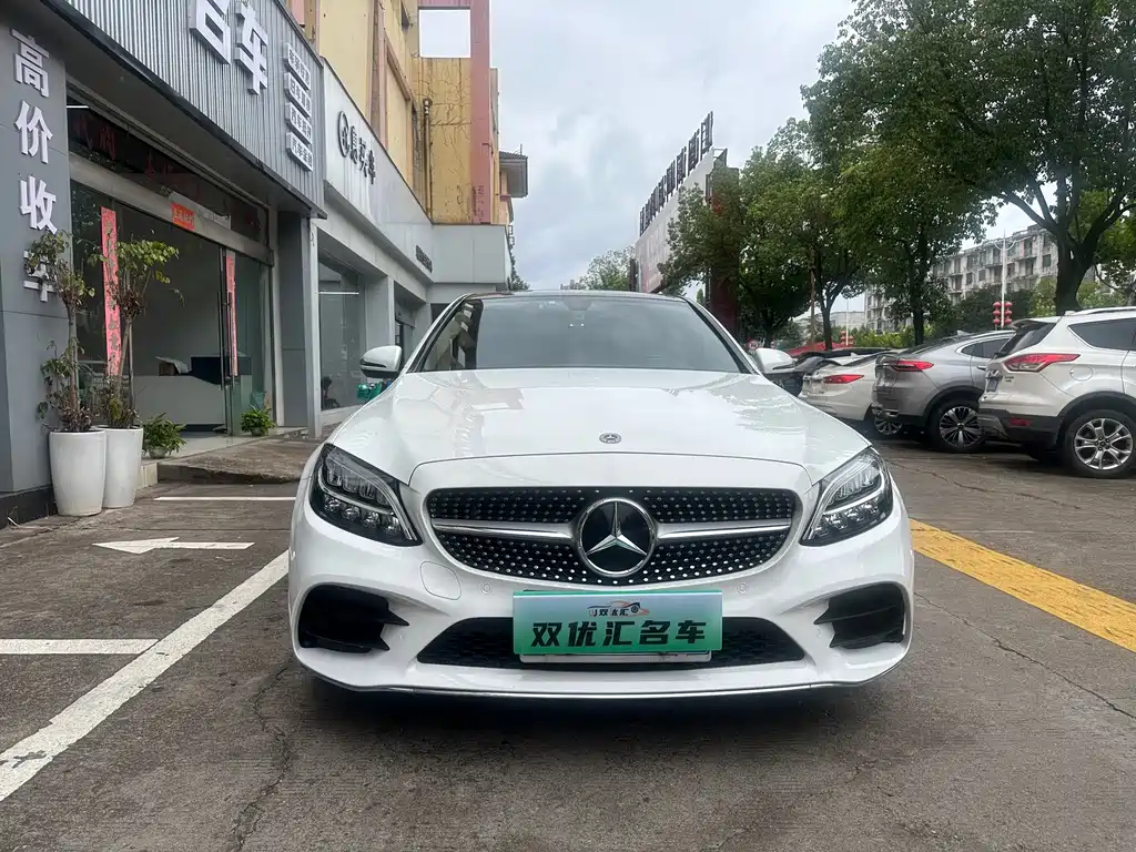 Mercedes-Benz C-Class 2021