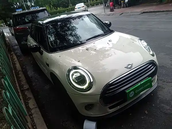 MINI 2021