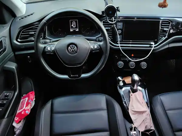 Volkswagen T-Roc 2019