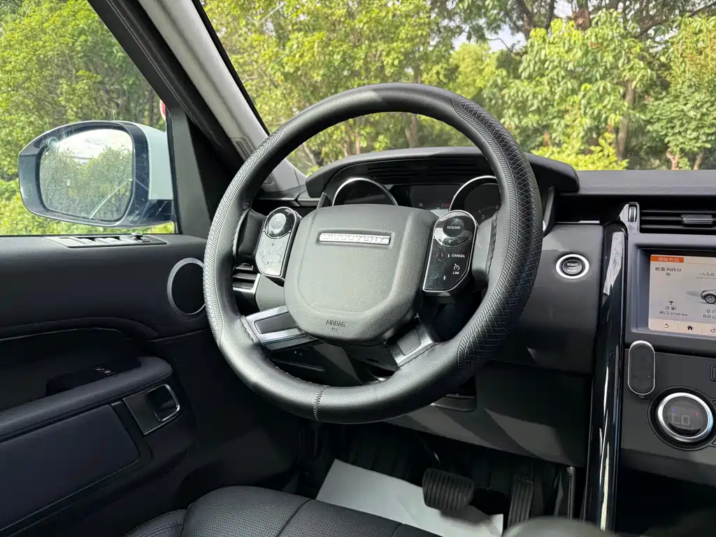 Land Rover Discovery 2019 — фото 14