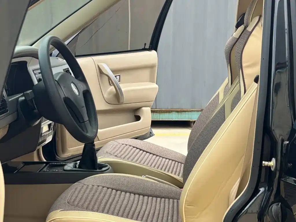 Volkswagen GMC 2011