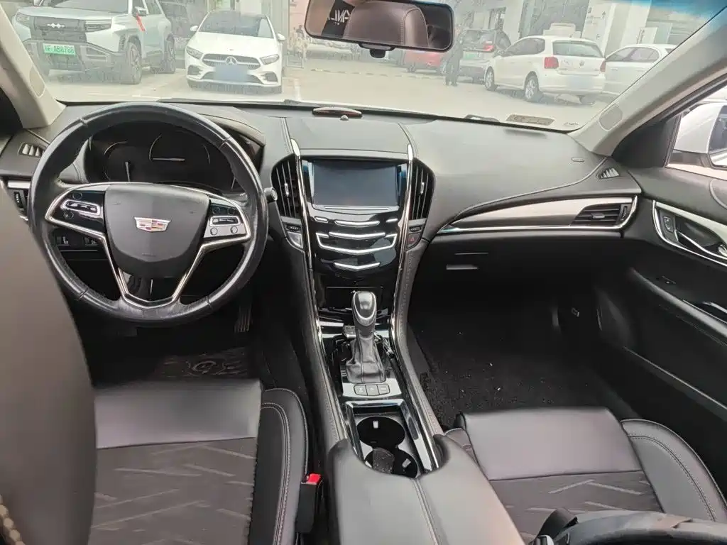 Cadillac ATS-L 2018 — фото 13