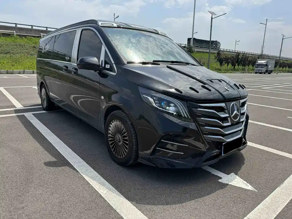 Mercedes-Benz Vito 2024 — фото 3