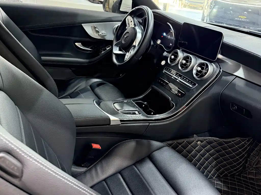 Mercedes-Benz C-Class 2020
