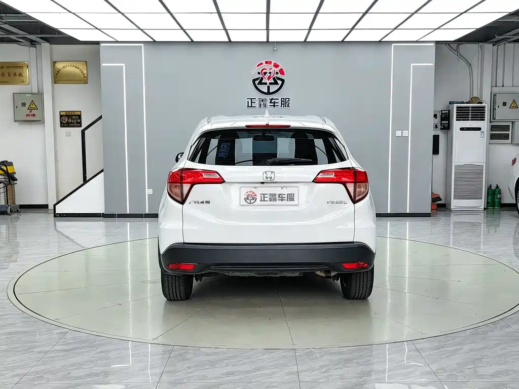 Honda Vezel 2015 — фото 15