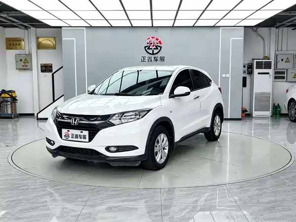 Honda Vezel 2015