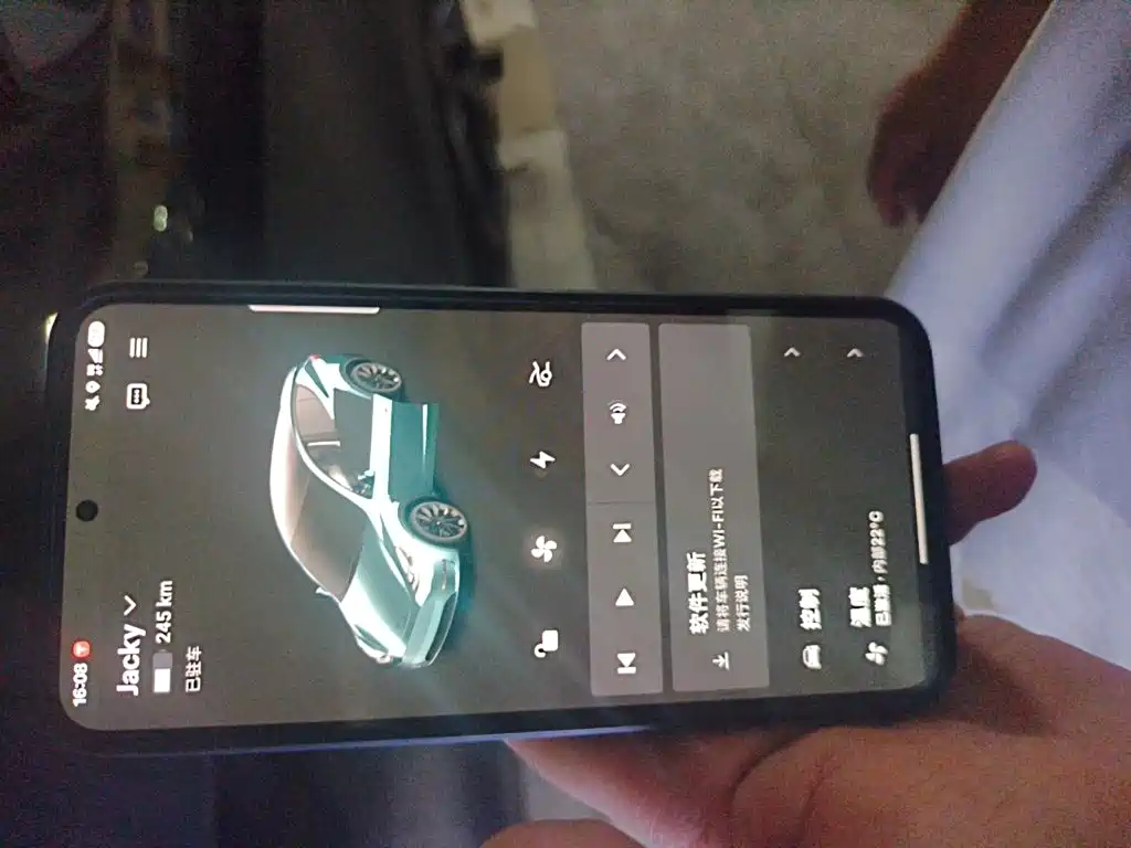 Tesla Model Y 2021 — фото 12