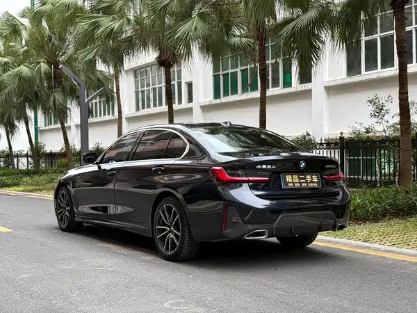 BMW 3 Series 2023