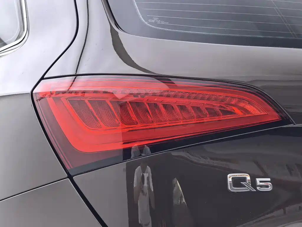 Audi Q5 2015 — фото 26