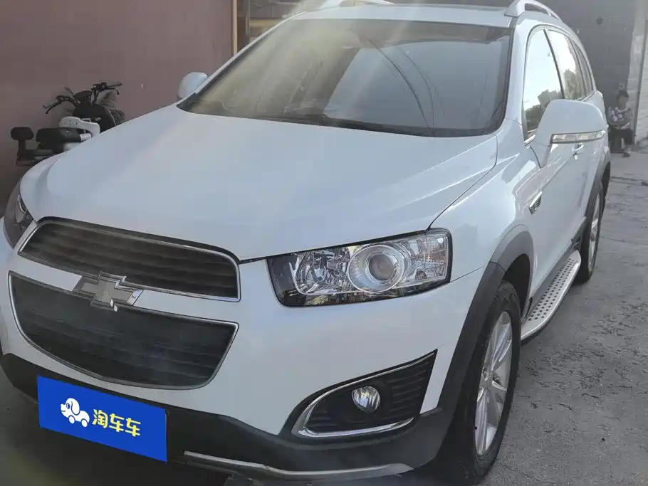 Chevrolet Captiva 2015 — фото 1
