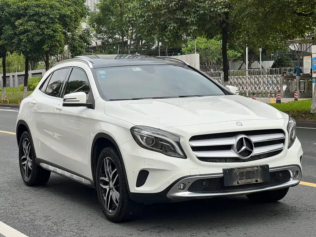 Mercedes-Benz GLA 2017 — фото 1