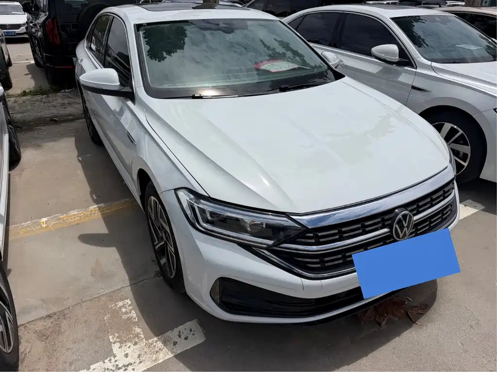 Volkswagen Sagitar 2025