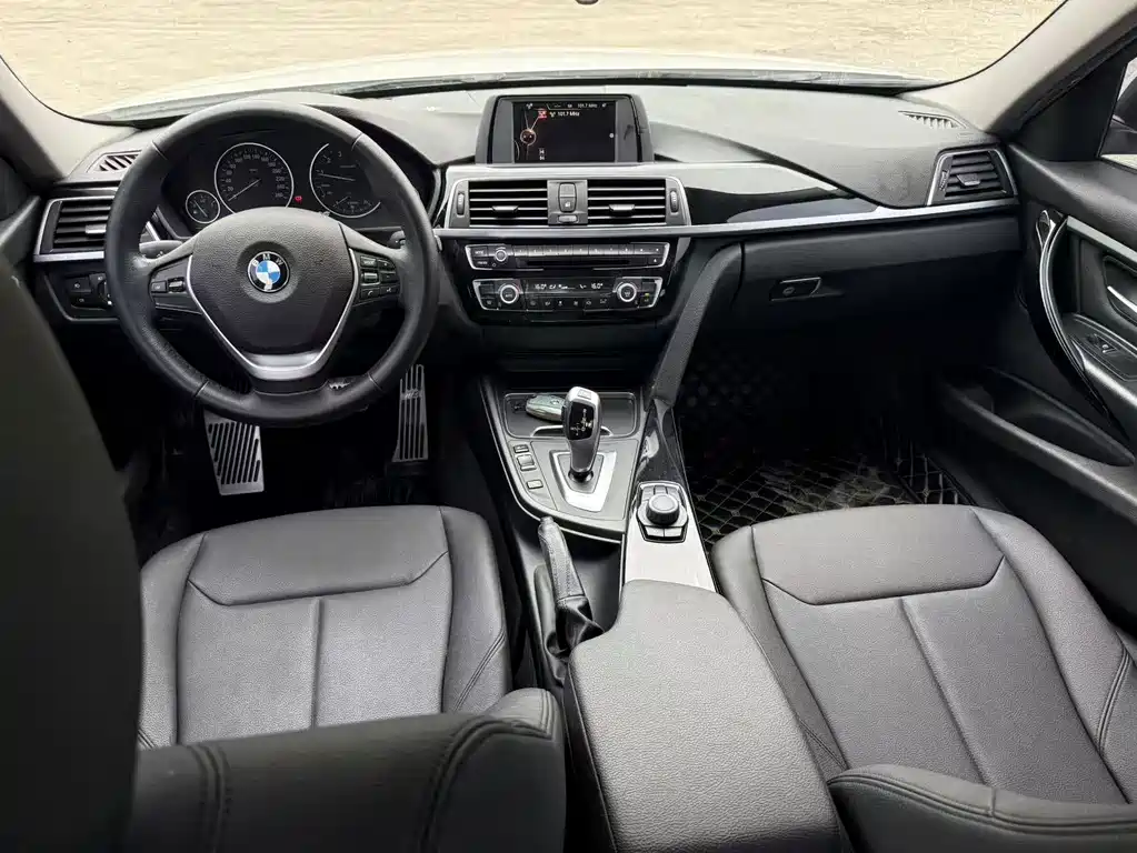 BMW 3 Series 2017