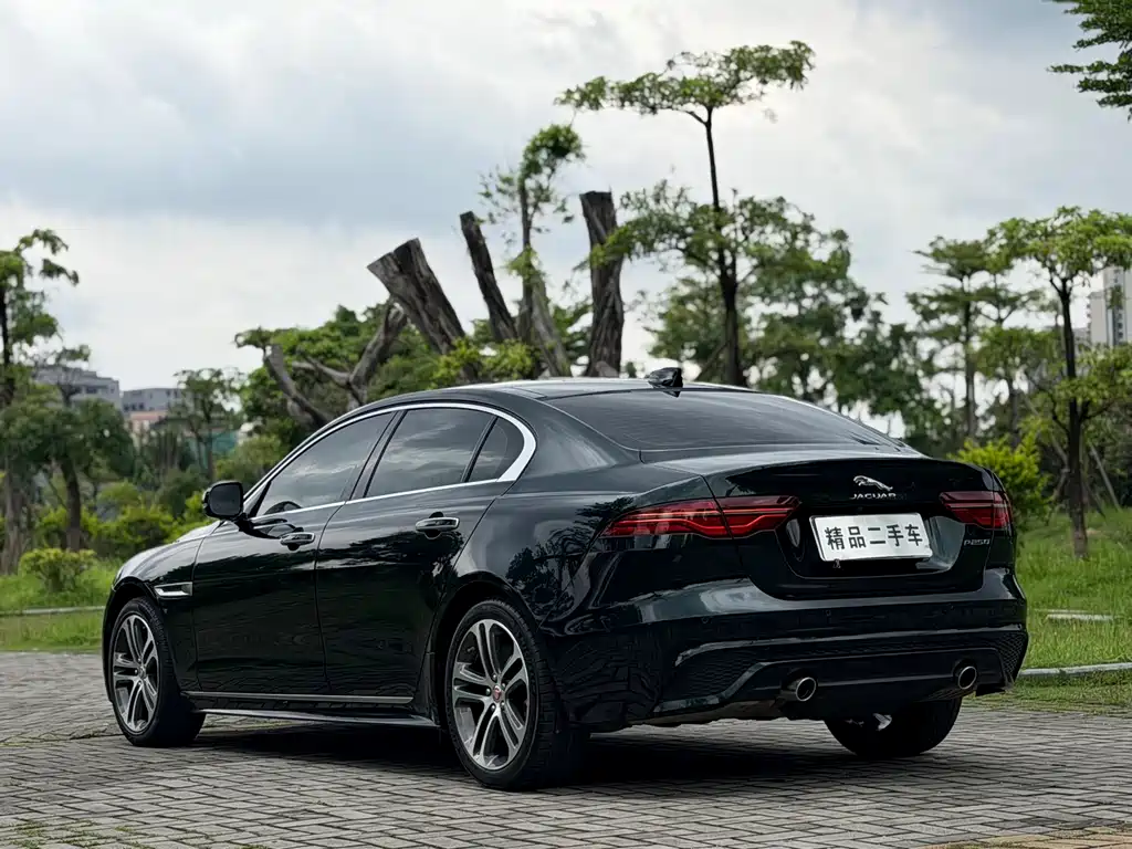 Jaguar XEL 2021 — фото 18