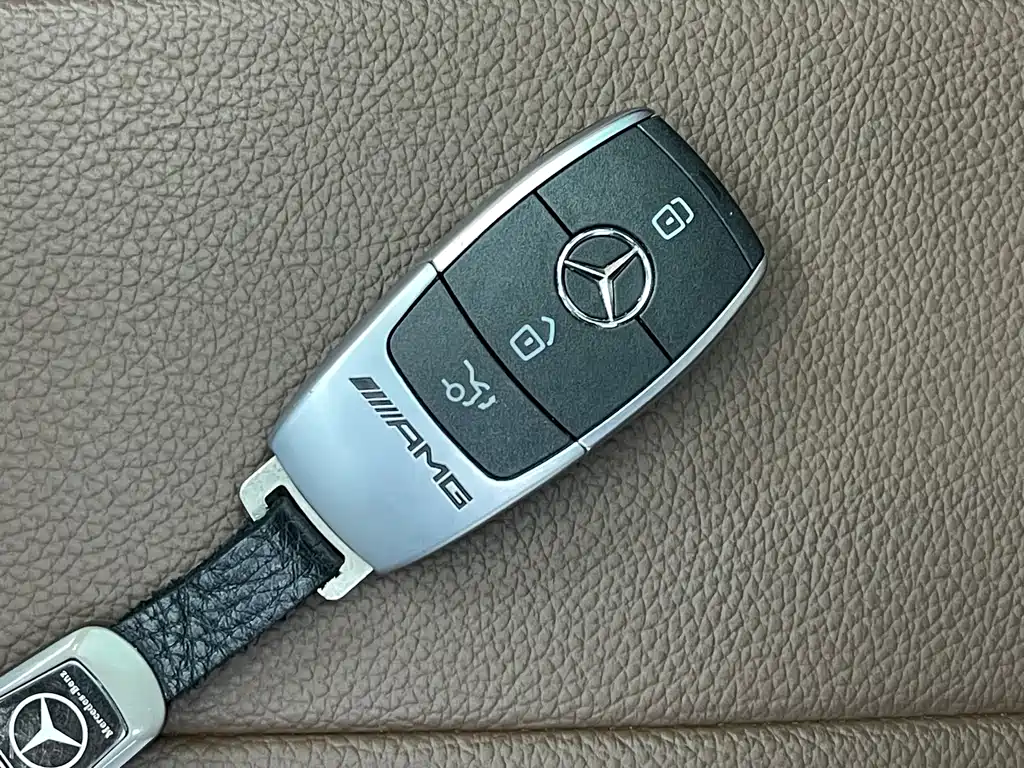 Mercedes-Benz GLB 2024 — фото 15