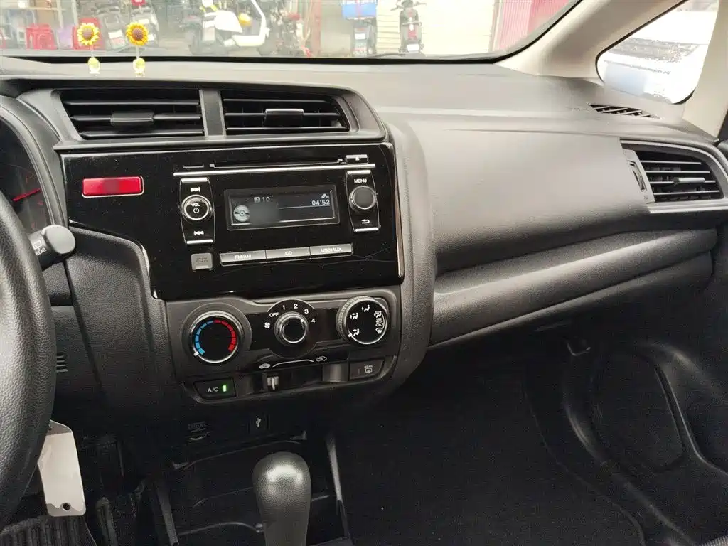 Honda Fit 2018 — фото 6