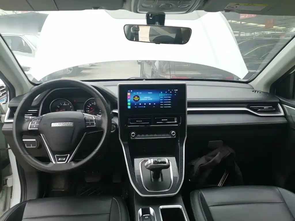 Haval M6 2022 — фото 10