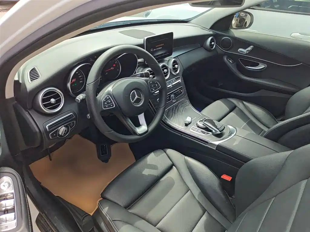Mercedes-Benz C-Class 2016 — фото 16