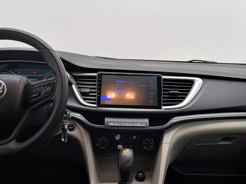 Buick Excelle 2015 — фото 12