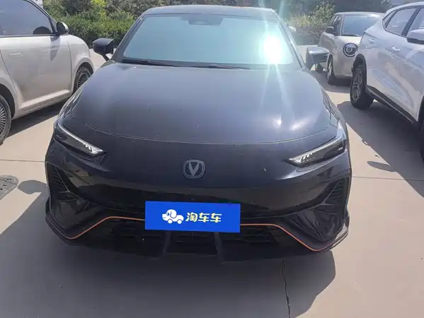 Changan UNI-V 2025