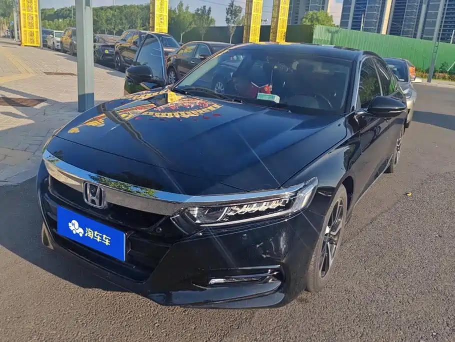 Honda Accord 2020 — фото 1