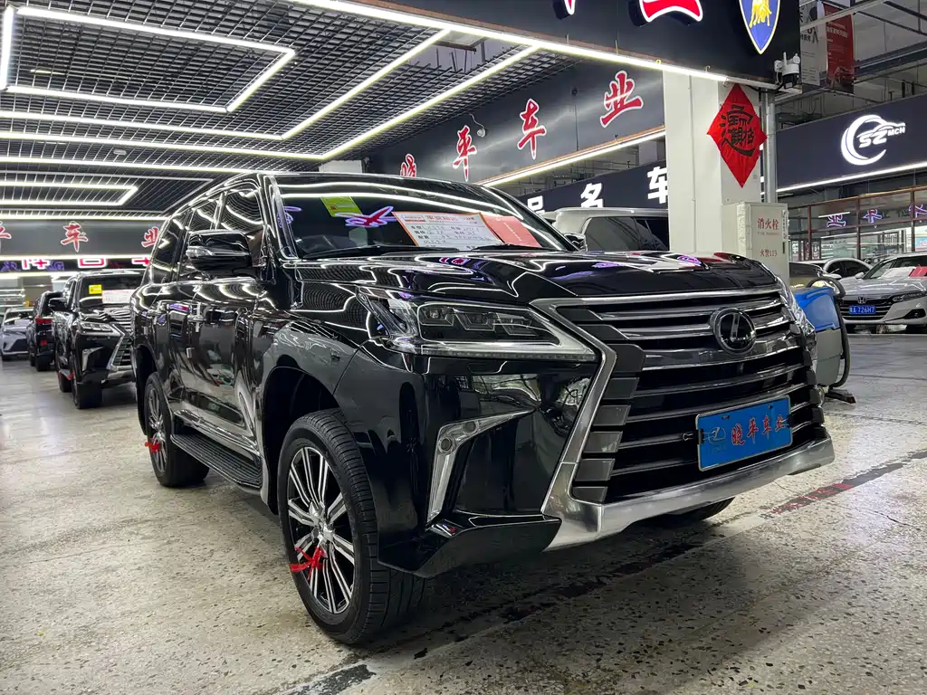 Lexus LX 2020 — фото 5