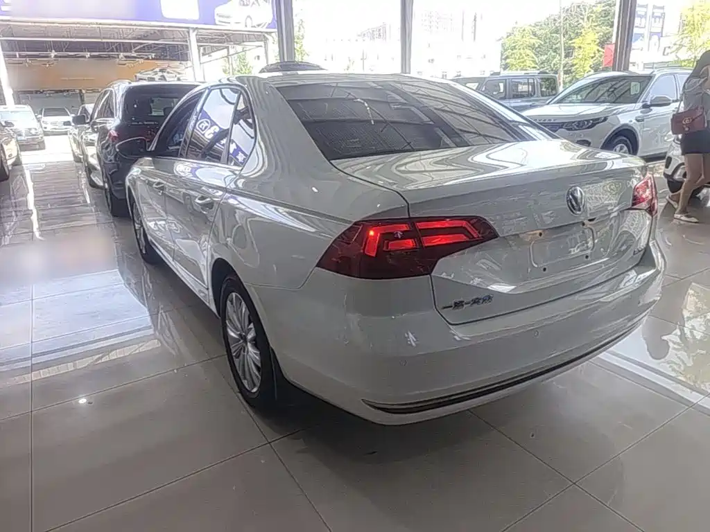 Volkswagen Bora 2016