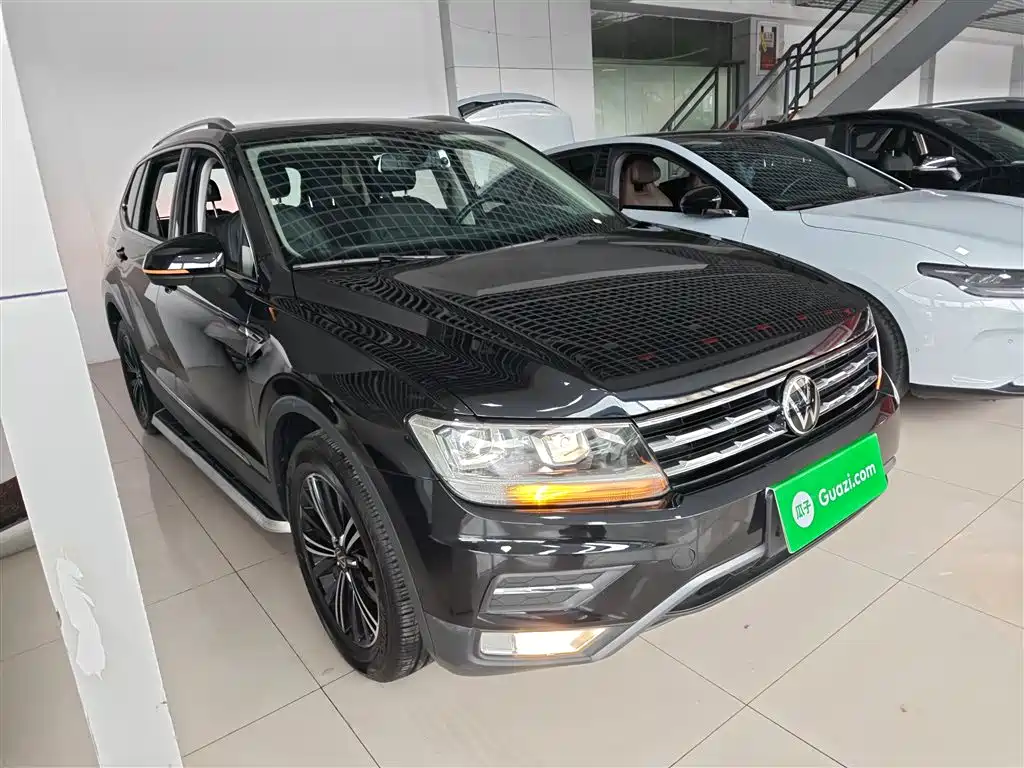 Volkswagen Tiguan L 2020 — фото 23