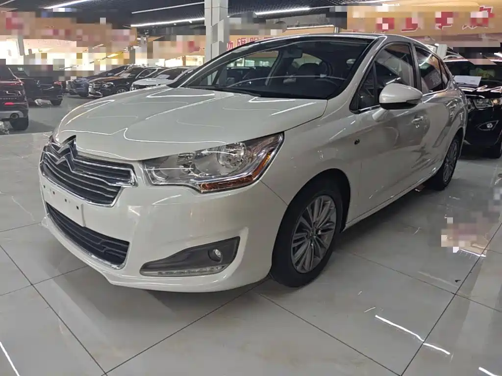 Citroën C4L 2014 — фото 1