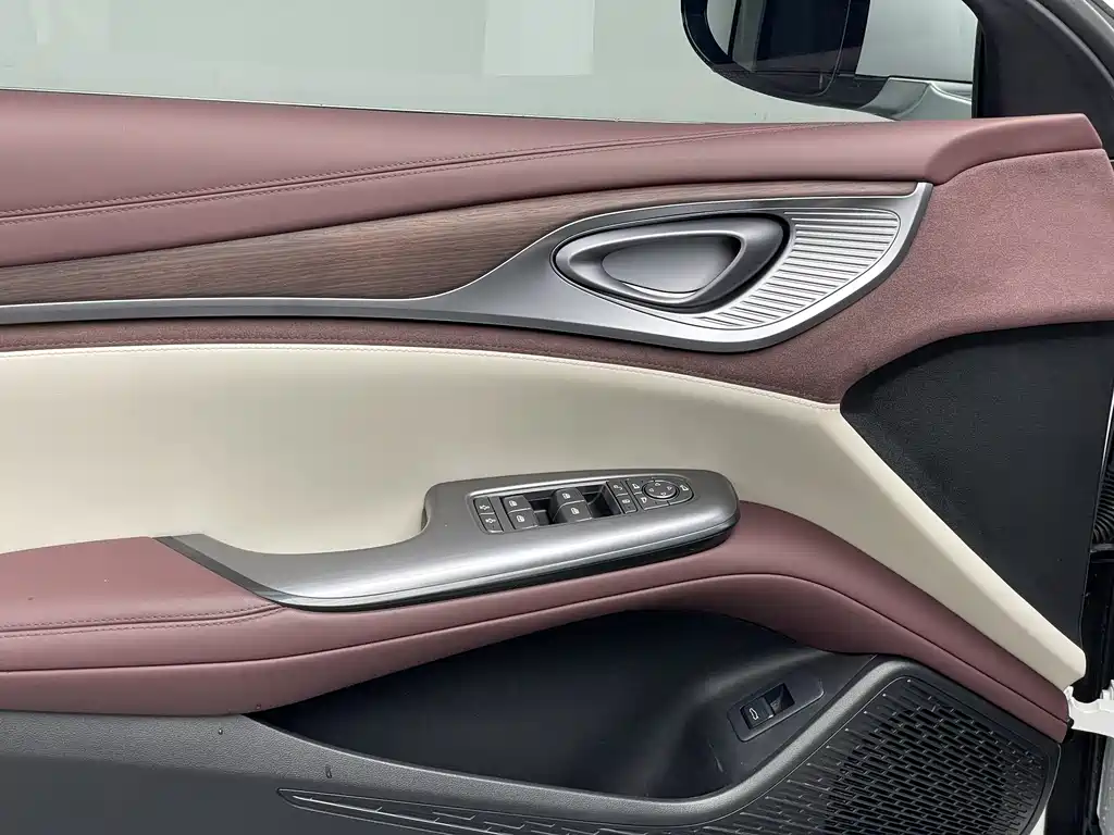 BYD Seal 2023 — фото 11